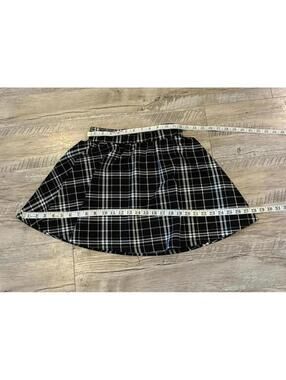 SHEIN Black and White Plaid Skirt EU Size 38 US 6